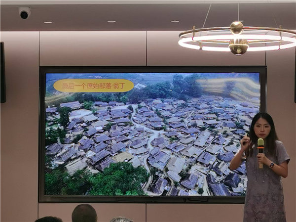 綿陽中旅行假日旅行社舉行“什邡號.2025熊貓專列”旅游線路分享會